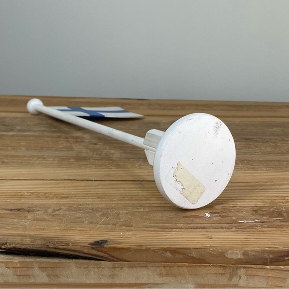 Vintage Wooden Table Flag Display Flag Pole - Finland Finnish White & Blue - Picture 6 of 10